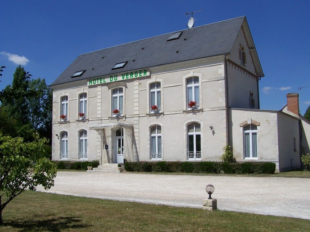 Hotel Le Verger Saint-Laurent-Nouan Exterior photo